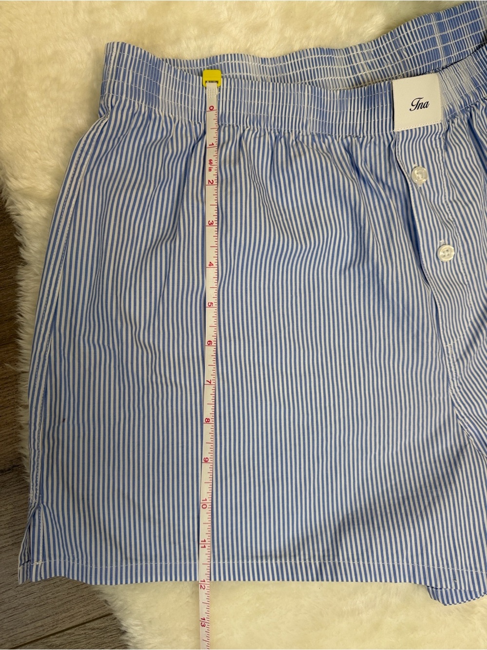 NWT Aritzia TNA High-Waist Shorts - Picture 2 of 10
